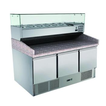 Preview: Pizzatisch 3 Türen, mit Unterbaukühlung, 140 x 70 Kühlaufsatz GN1/3 mit Glas