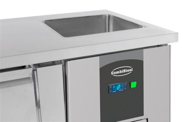 700 KÜHLTISCH SPÜLBECKE 3 TÜREN