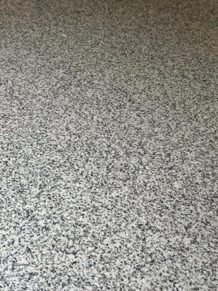 PIZZATISCH MIT 3 TÜREN